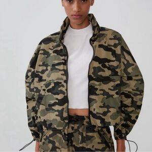 Zara camouflauge jacket size large‎ crop
